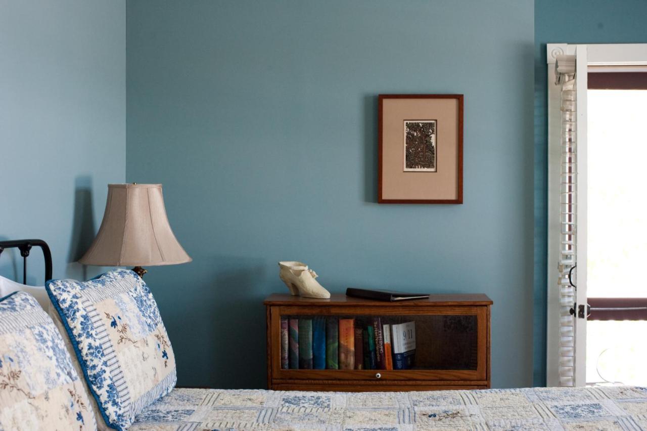 Bed and Breakfast Hopkins Ordinary Bed, Breakfast And Ale Works Sperryville Экстерьер фото