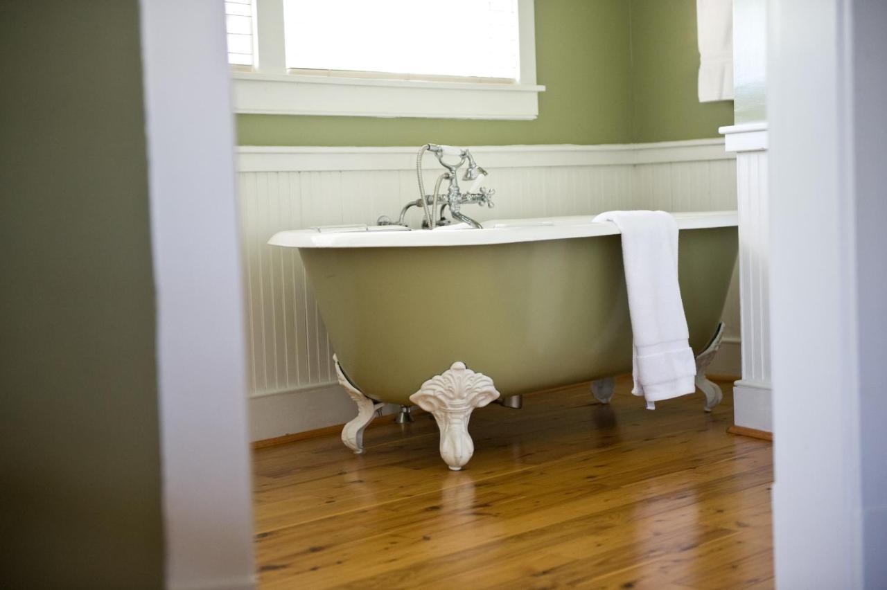 Bed and Breakfast Hopkins Ordinary Bed, Breakfast And Ale Works Sperryville Экстерьер фото